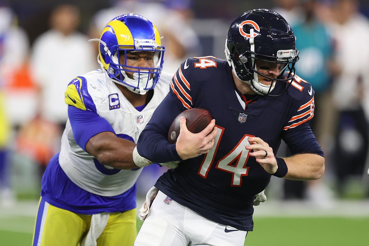 Aaron Donald chases down mediocre quarterback Andy Dalton. Please let Justin Fields play already.