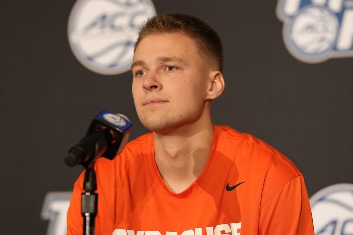 Oct 12, 2021; Charlotte, NC, USA; Syracuse Orange guard Buddy Boeheim (35) speaks to the media at the ACC Tip Off at Charlotte Marriott City Center.