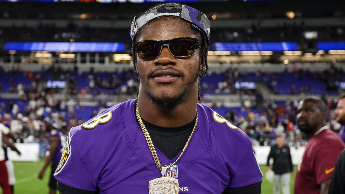 Is Lamar Jackson using social media to pressure the Ravens into a long-term deal?