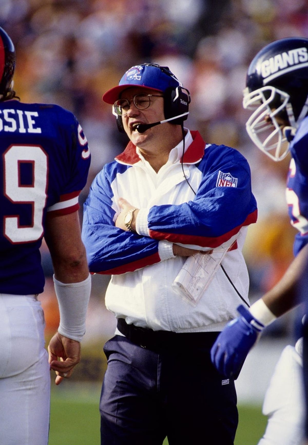 Nov 24, 1991; Tampa, FL, USA; New York Giants head coach Ray Handley on the sideline against the Tampa Bay Buccaneers at Tampa Stadium. FILE PHOTO; Mandatory Credit: Imagn Images