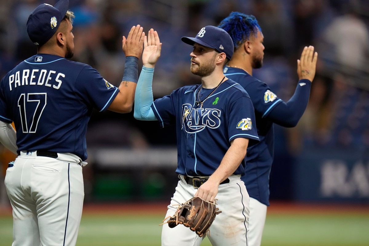 Brandon Lowe celebrating a Rays W