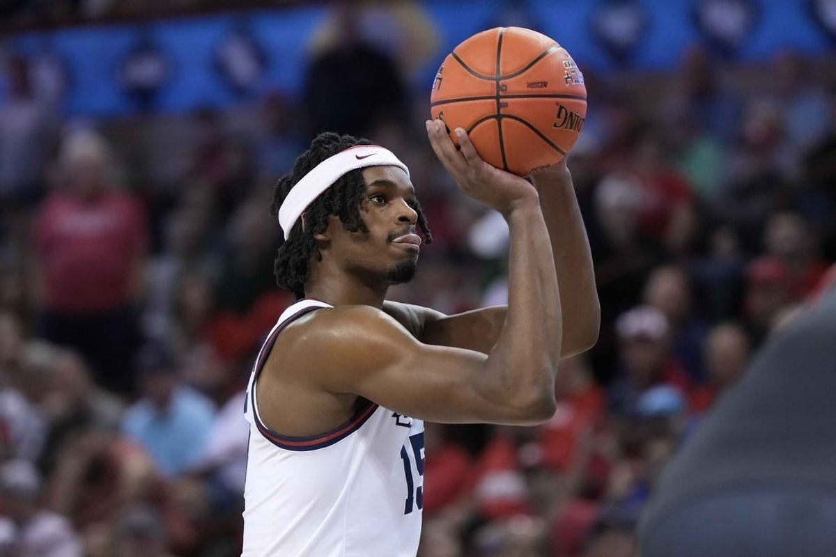 Nov 17, 2023; Charleston, SC, USA; Dayton Flyers forward DaRon Holmes II (15) shoots a foul shot in the second half against the St. John's Red Storm at TD Arena.