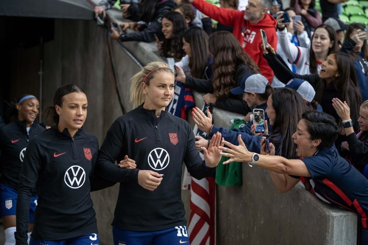 Apr 8, 2023; Austin, Texas, USA; U.S. Women's National Team forward Mallory Swanson (9) and midfielder Linsey Horan (10) enter the field in a match against the Republic of Ireland Women's National Team at Q2 Stadium.