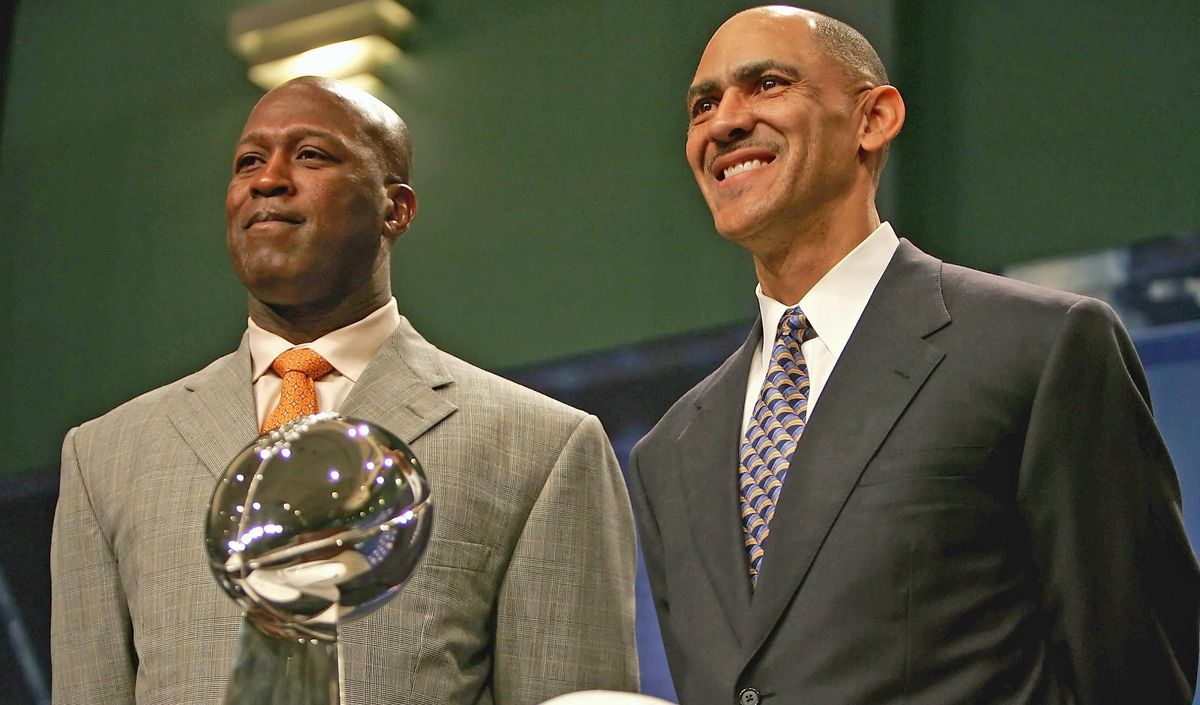 Lovie Smith and Tony Dungy before Super Bowl XLI.