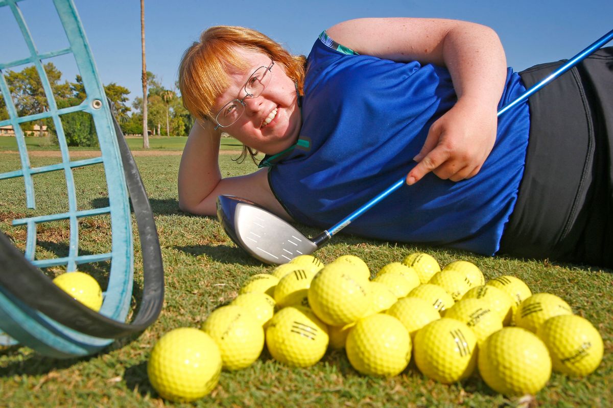 Amy Bockerstette is making golf history .