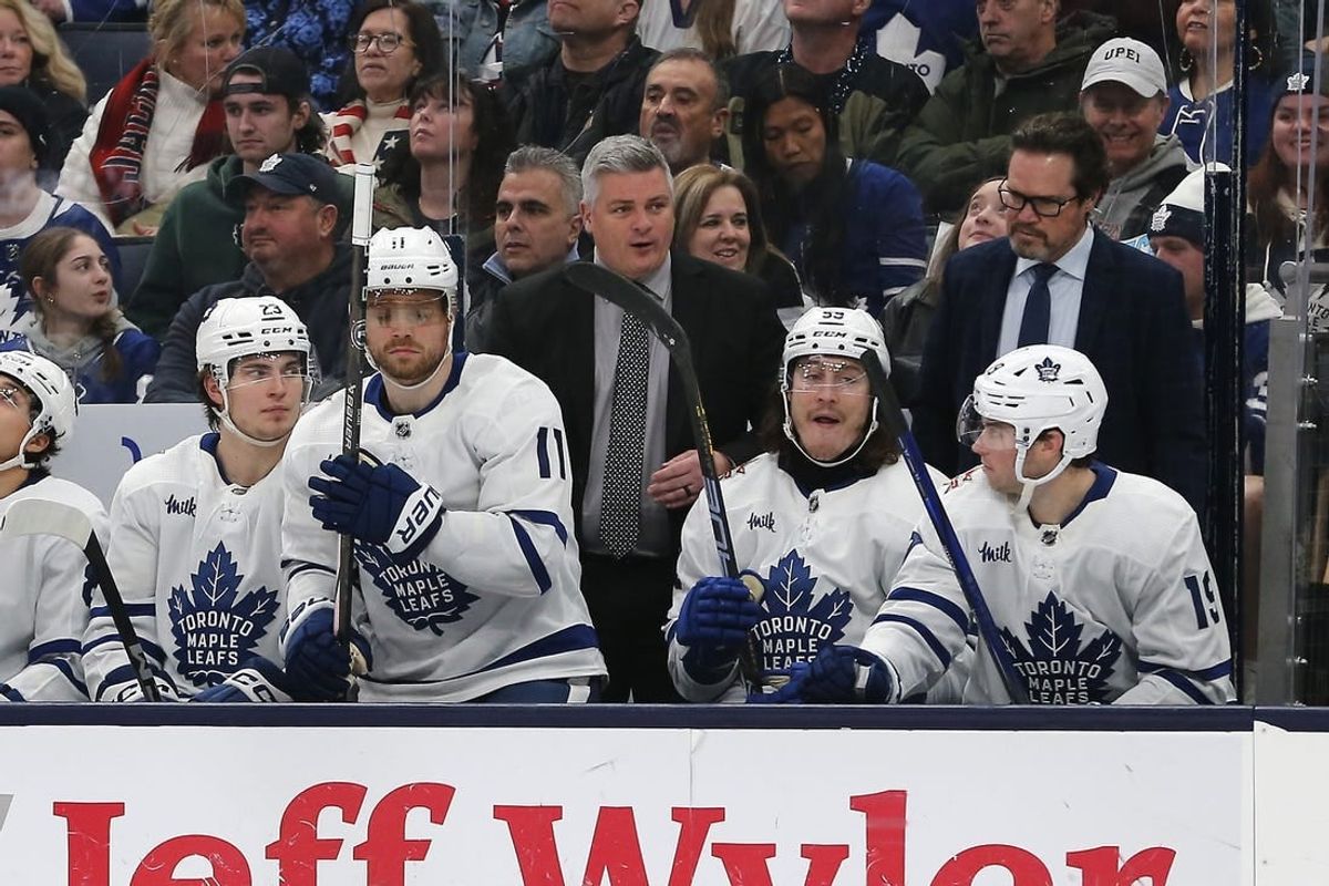 Dec 29, 2023; Columbus, Ohio, USA; Toronto Maple Leafs head coach Sheldon Keefe shouts instructions to the bench during the third period against the Columbus Blue Jackets at Nationwide Arena.