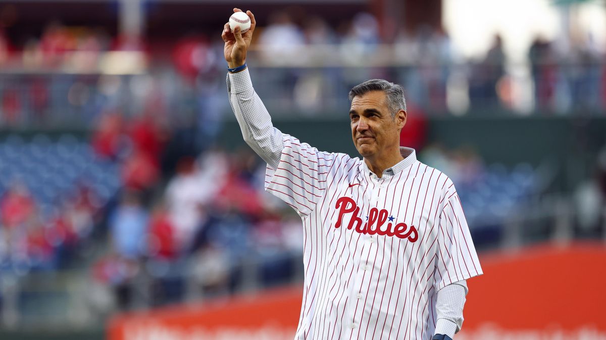 If Doc Rivers flames out, is Jay Wright in line to coach the Sixers?