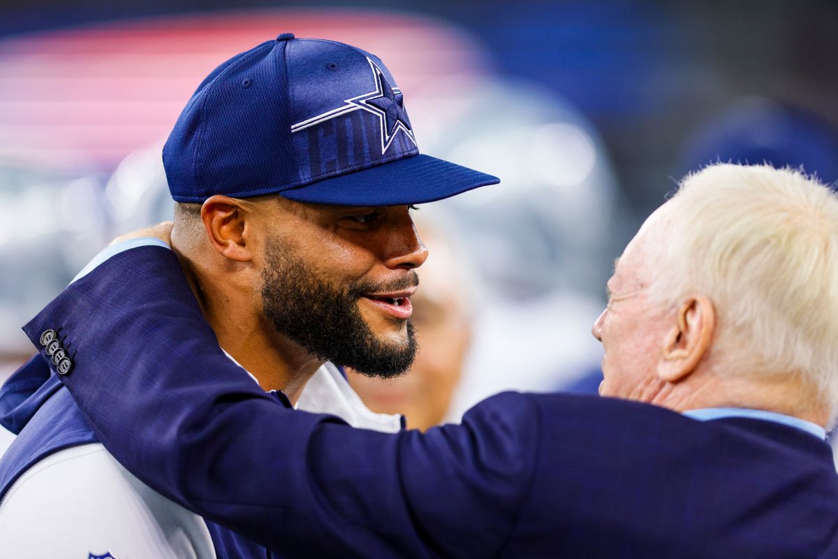 Dallas Cowboys quarterback Dak Prescott talks with Jerry Jones before the preseason game between the Dallas Cowboys and the Las Vegas Raiders on Aug.  26, 2023,  at AT&T Stadium in Arlington, Texas.  Image:  Getty Images