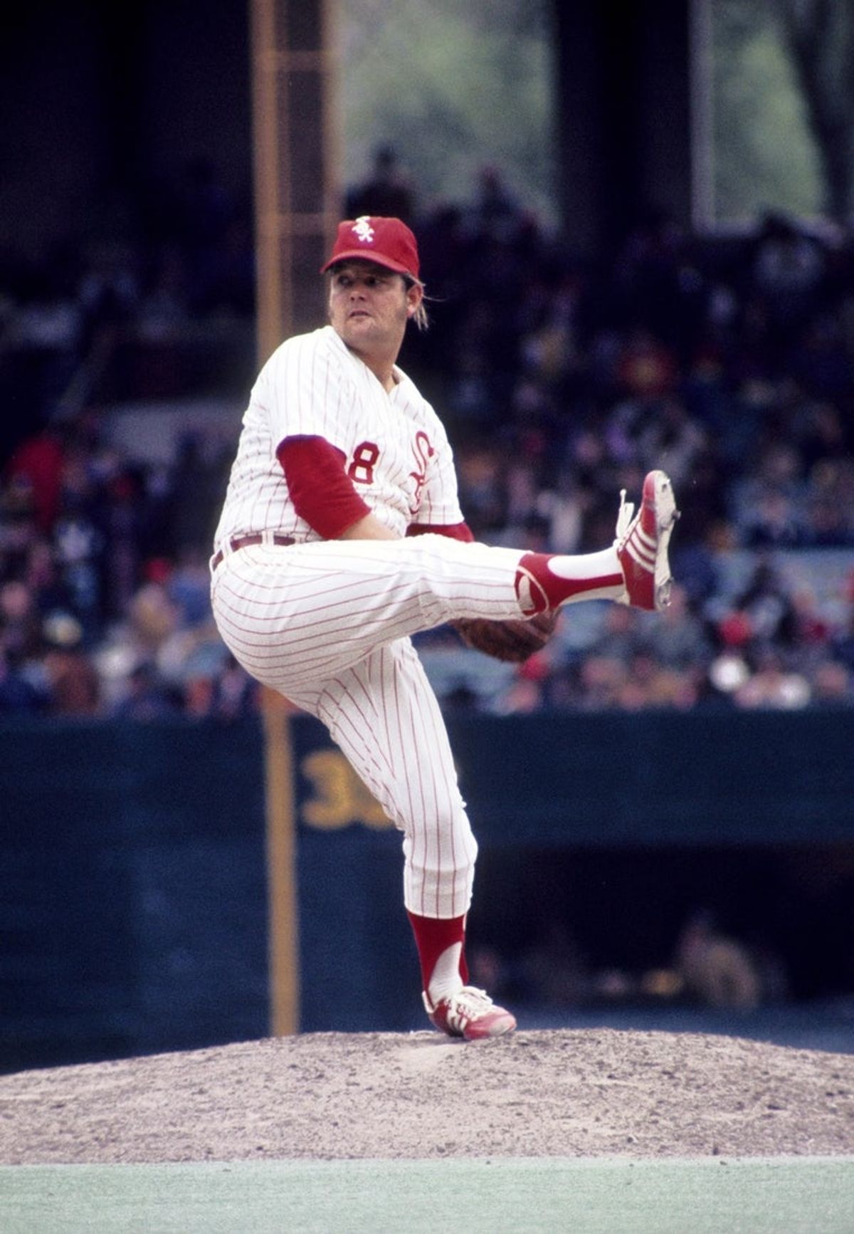 May 1973; Chicago, IL, USA; FILE PHOTO; Chicago White Sox pitcher Wilbur Wood (8) delivers a pitch at Comiskey Park during the 1973 season. Mandatory Credit: Malcolm Emmons-Imagn Images