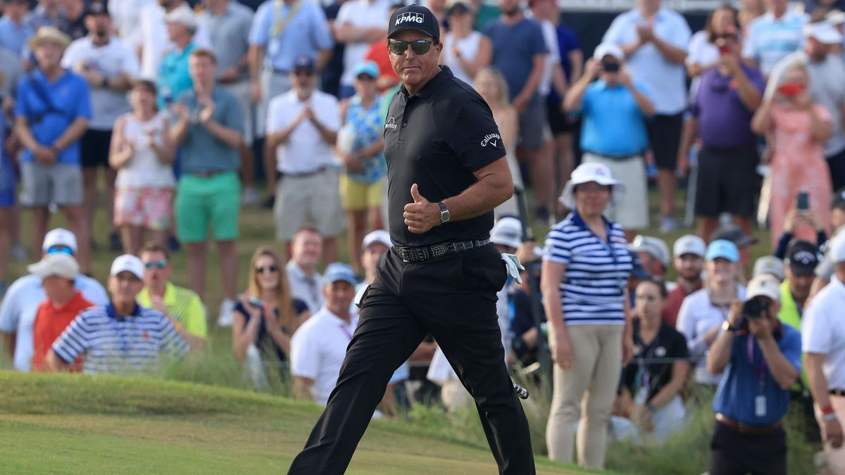 Lookin’ good, Phil!