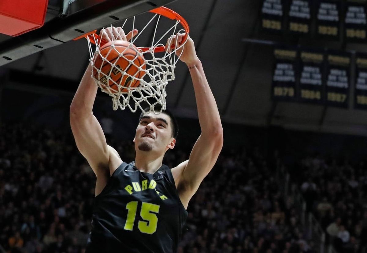 Purdue Boilermakers center Zach Edey (15) dunks the ball during the NCAA men   s basketball game against the Michigan Wolverines, Tuesday, Jan. 23, 2024, at Mackey Arena in West Lafayette, Ind. Purdue Boilermakers won 99-67.