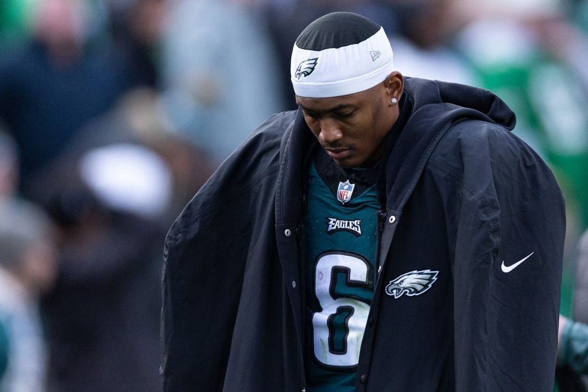 Dec 31, 2023; Philadelphia, Pennsylvania, USA; Philadelphia Eagles wide receiver DeVonta Smith (6) limps off the field after being injured during the fourth quarter against the Arizona Cardinals at Lincoln Financial Field.