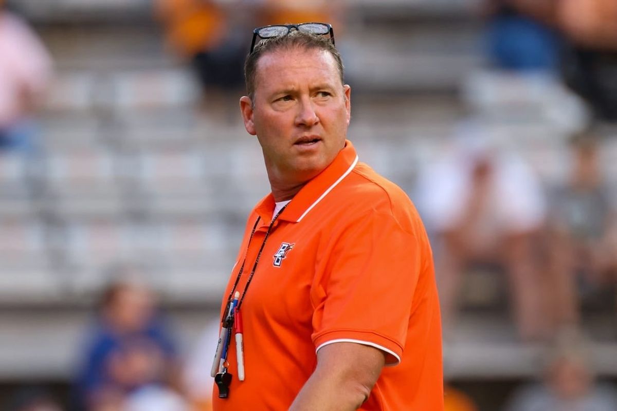 Sep 2, 2021; Knoxville, Tennessee, USA; Bowling Green Falcons head coach Scot Loeffler looks on before a game against the Tennessee Volunteers at Neyland Stadium.