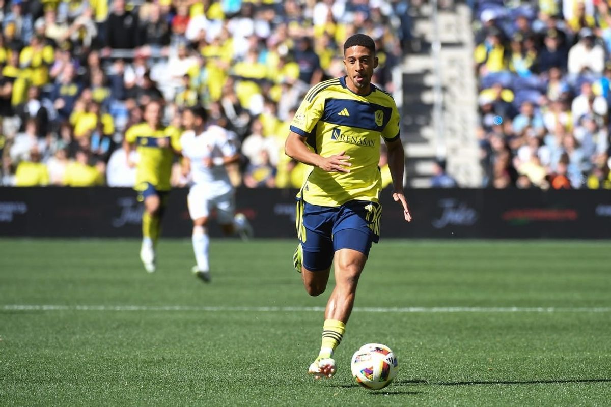 Mar 10, 2024; Nashville, Tennessee, USA; Nashville SC forward McKinze Gaines (17) dribbles the ball against the LA Galaxy during the first half at Geodis Park.