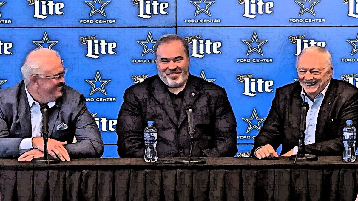 From left, Stephen Jones, Mike McCarthy, Jerry Jones.