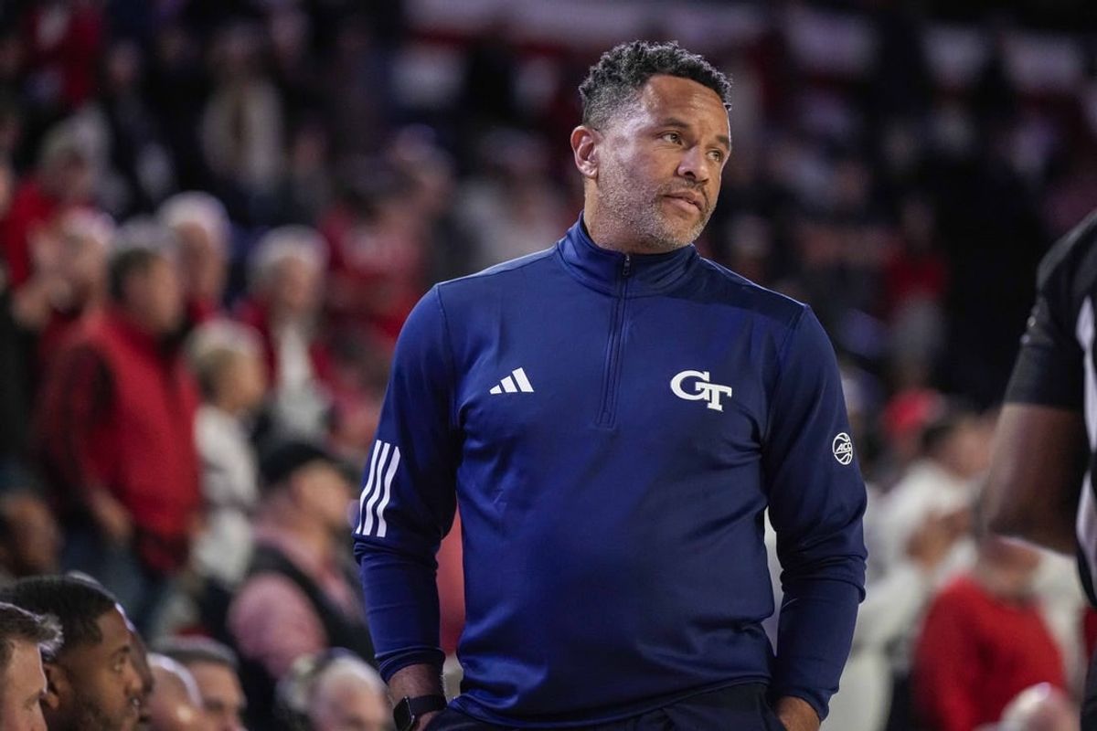 Dec 5, 2023; Athens, Georgia, USA; Georgia Tech Yellow Jackets head coach Damon Stoudamire reacts against the Georgia Bulldogs during the second half at Stegeman Coliseum.