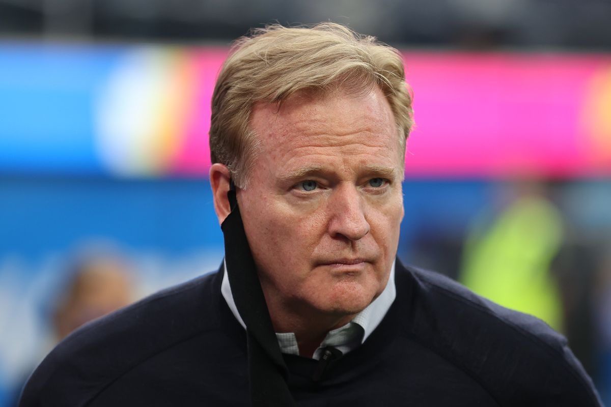 When things go bad for the NFL, it’s Roger Goodell’s job to step up to the podium and tell lies.