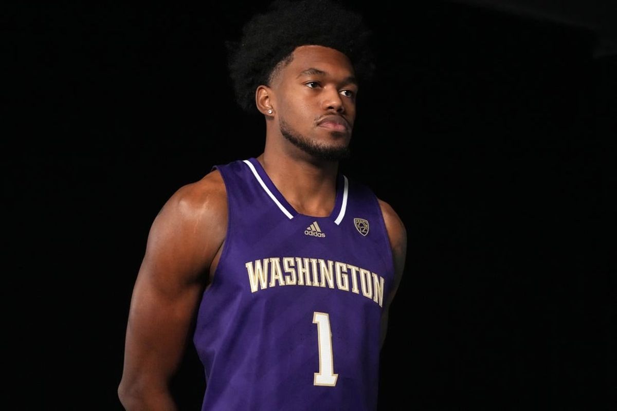Oct 11, 2023; Las Vegas, NV, USA; Washington Huskies forward Keion Brooks Jr. (1) poses during Pac-12 Media Day at Park MGM Las Vegas Conference Center.