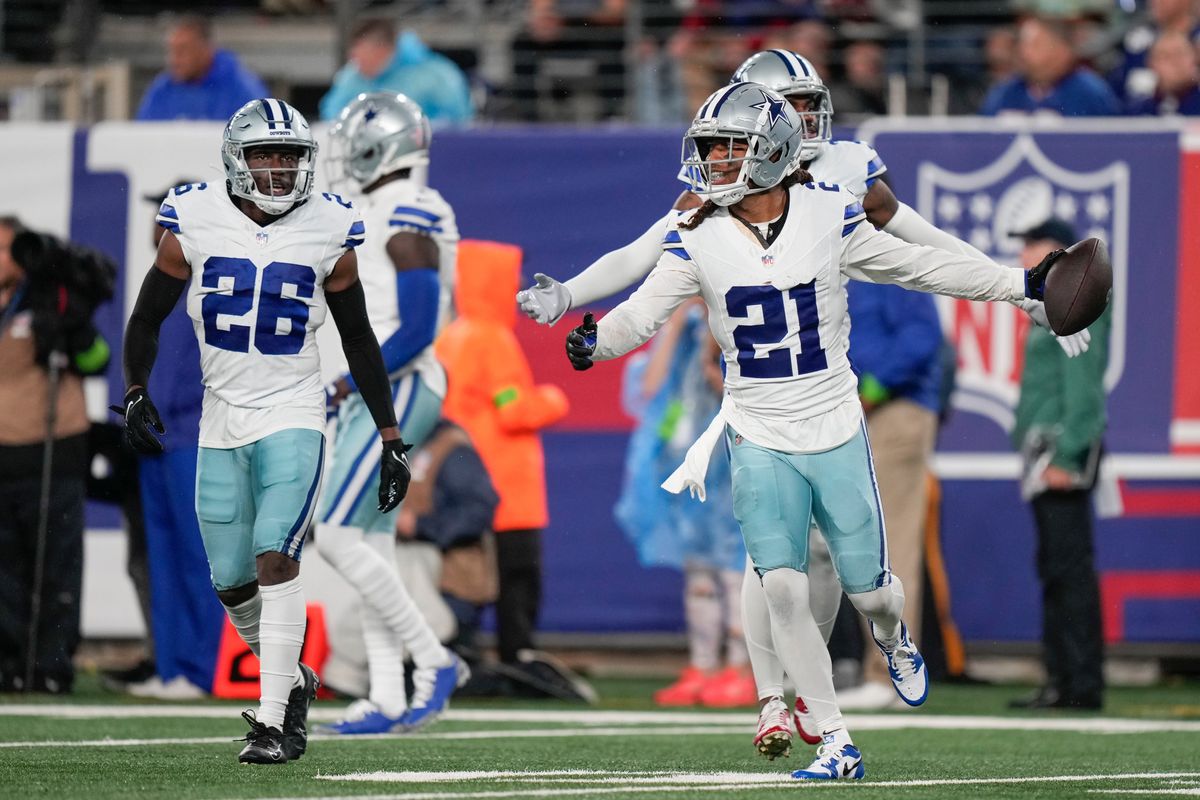 The Cowboys threw a beatdown on the Giants Sunday night.