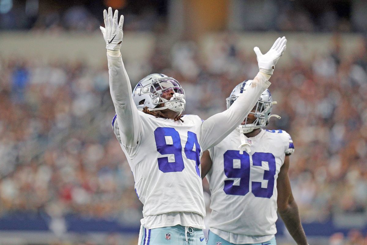 Randy Gregory (l.) is heading from  Arlington to Denver.