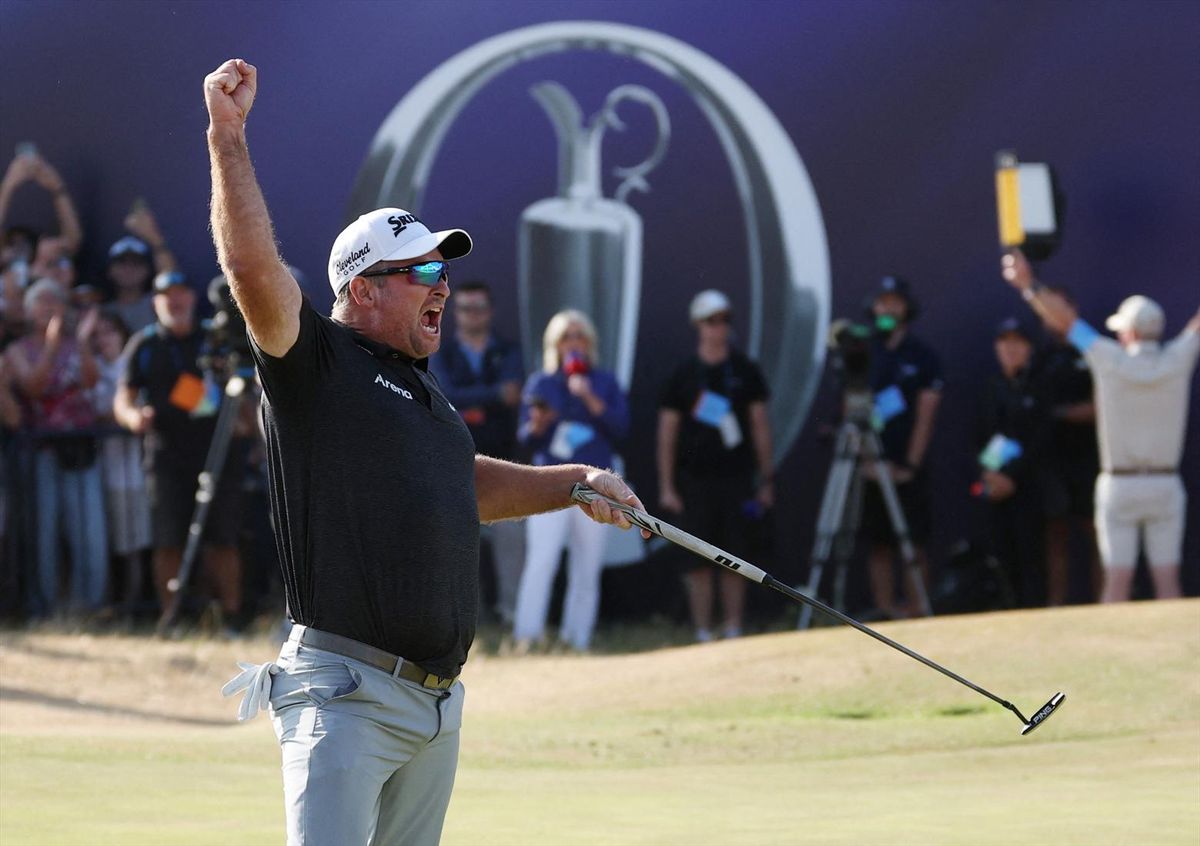 Golf - The 154th Open Championship - Royal Birkdale Golf Club, Southport, Britain - July 19, 2026 New Zealand's Ryan Fox celebrates after he holes his putt on the 18th green to win The 154th Open Championship.