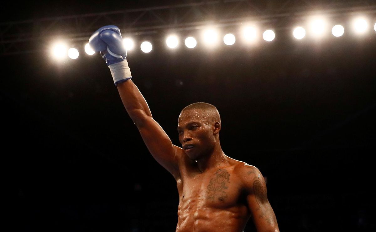Zolani Tete celebrates winning his fight against Omar Andres Narvaez on April 21, 2018.