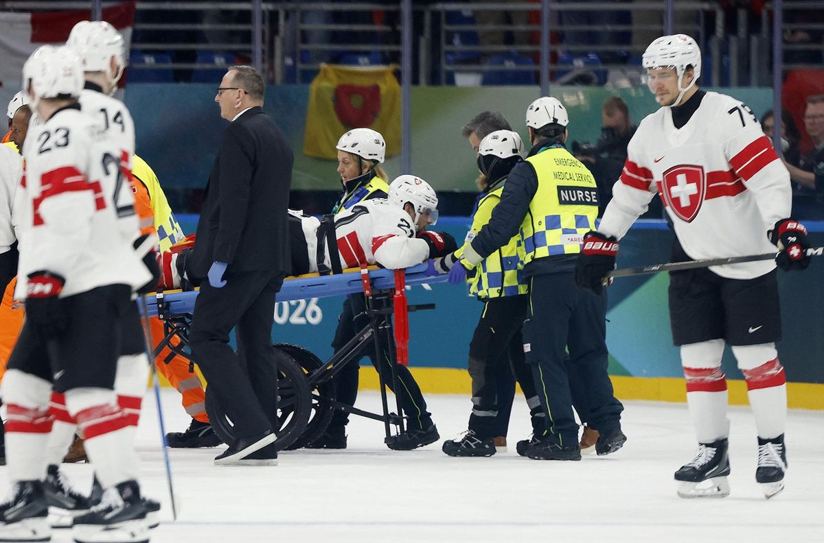 Milano Cortina 2026 Olympics - Ice Hockey - Men's Preliminary Round - Group A - Canada vs Switzerland - Milano Santagiulia Ice Hockey Arena, Milan, Italy - February 13, 2026. Kevin Fiala of Switzerland is stretchered off by medical staff after sustaining an injury IMAGN IMAGES via REUTERS/Geoff Burke