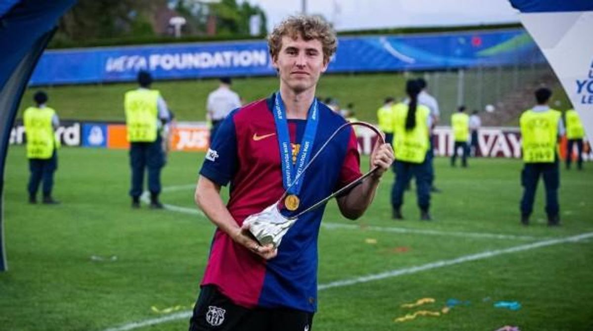 U.S. international Adrian Gill helped Barcelona win the UEFA Youth League in 2025.