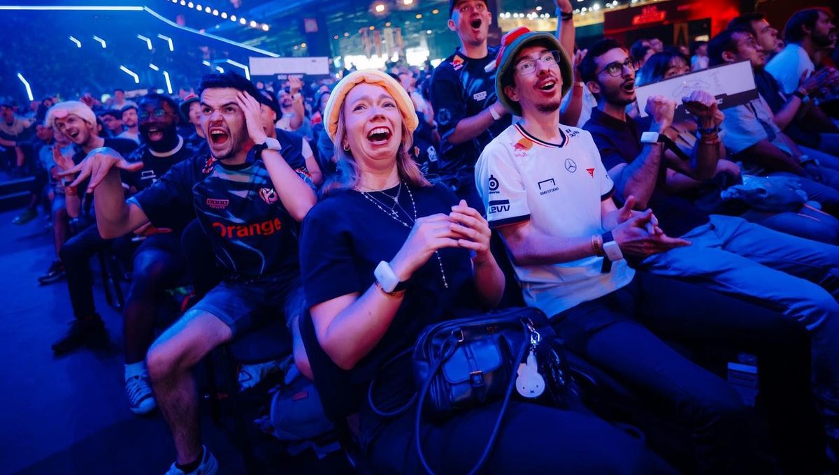Fans at the Esports World Cup.
