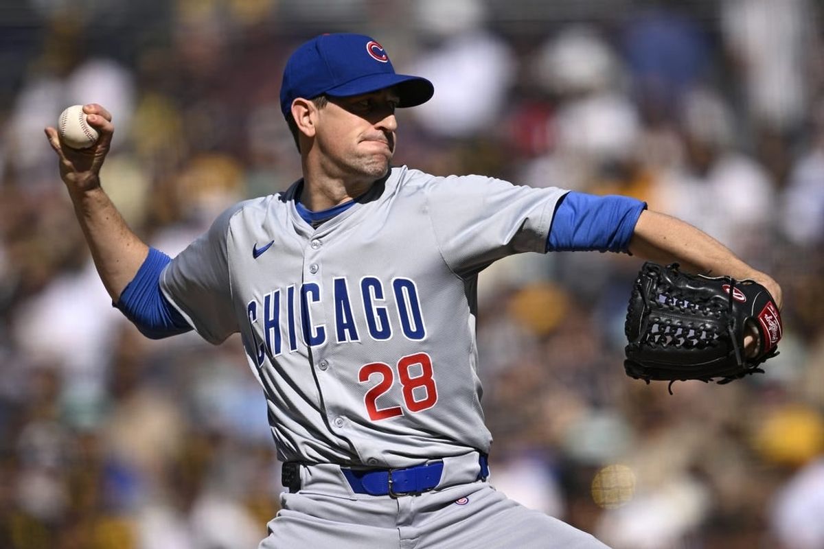 Apr 10, 2024; San Diego, California, USA; Chicago Cubs pitcher Kyle Hendricks (28) throws a pitch against the San Diego Padres during the first inning at Petco Park.