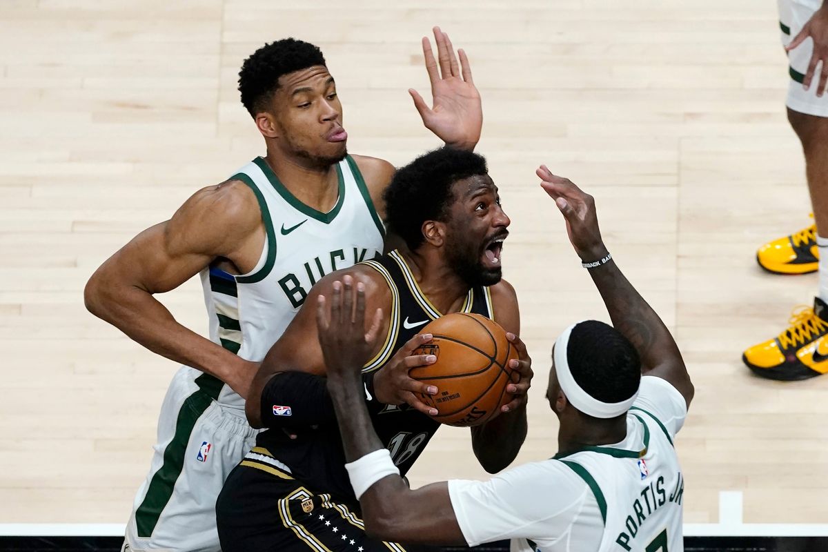 Giannis got help from Bobby Portis Jr. this season.