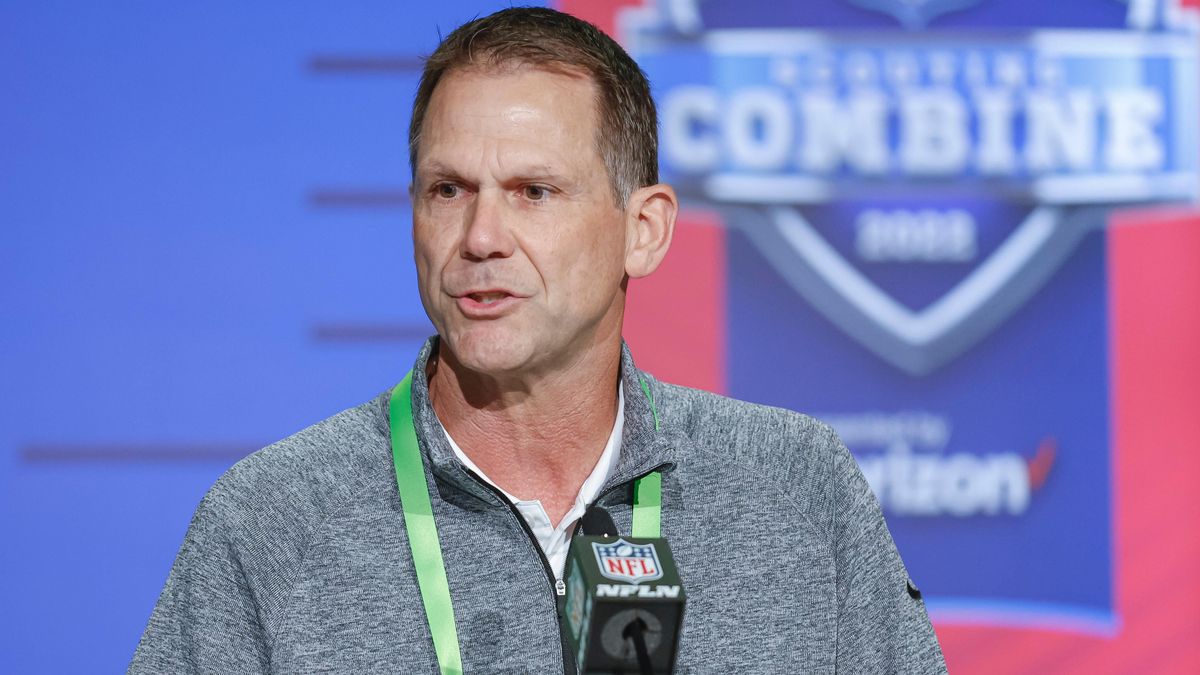 Trent Baalke may risk it all on Travon Walker.