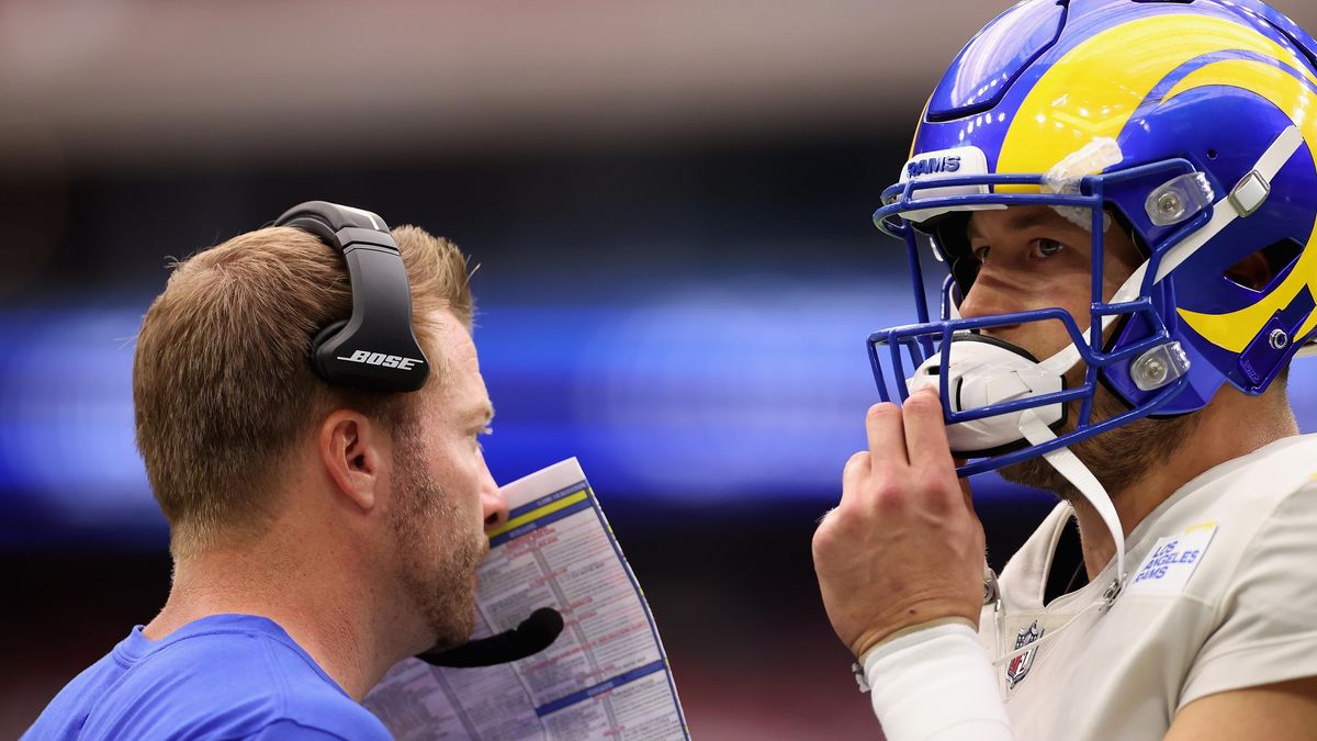 Rams HC Sean McVay and starting QB Matt Stafford discuss a play call.