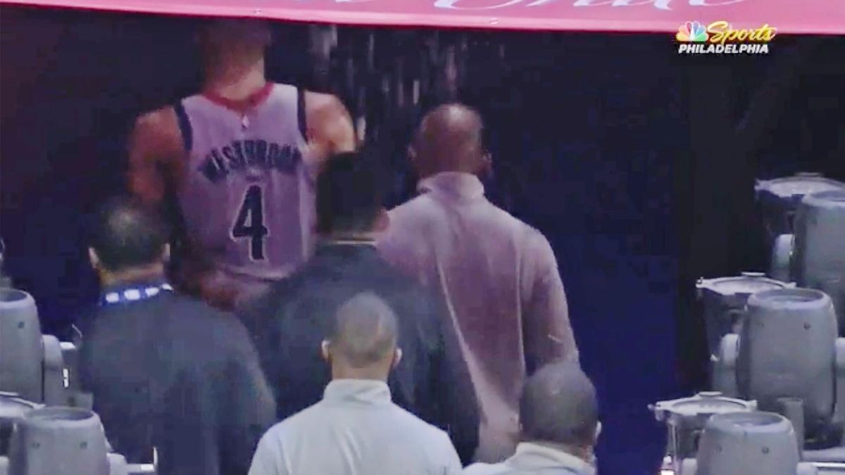 A fan in Philly poured popcorn on Russell Westbrook after Wednesday’s game.