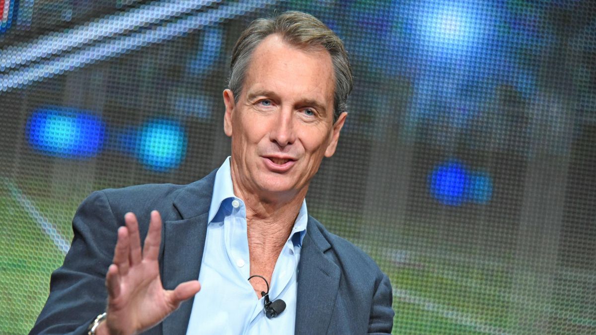 Cris Collinsworth can’t wait to tell you just how much of a FUN GUY Aaron Rodgers is!