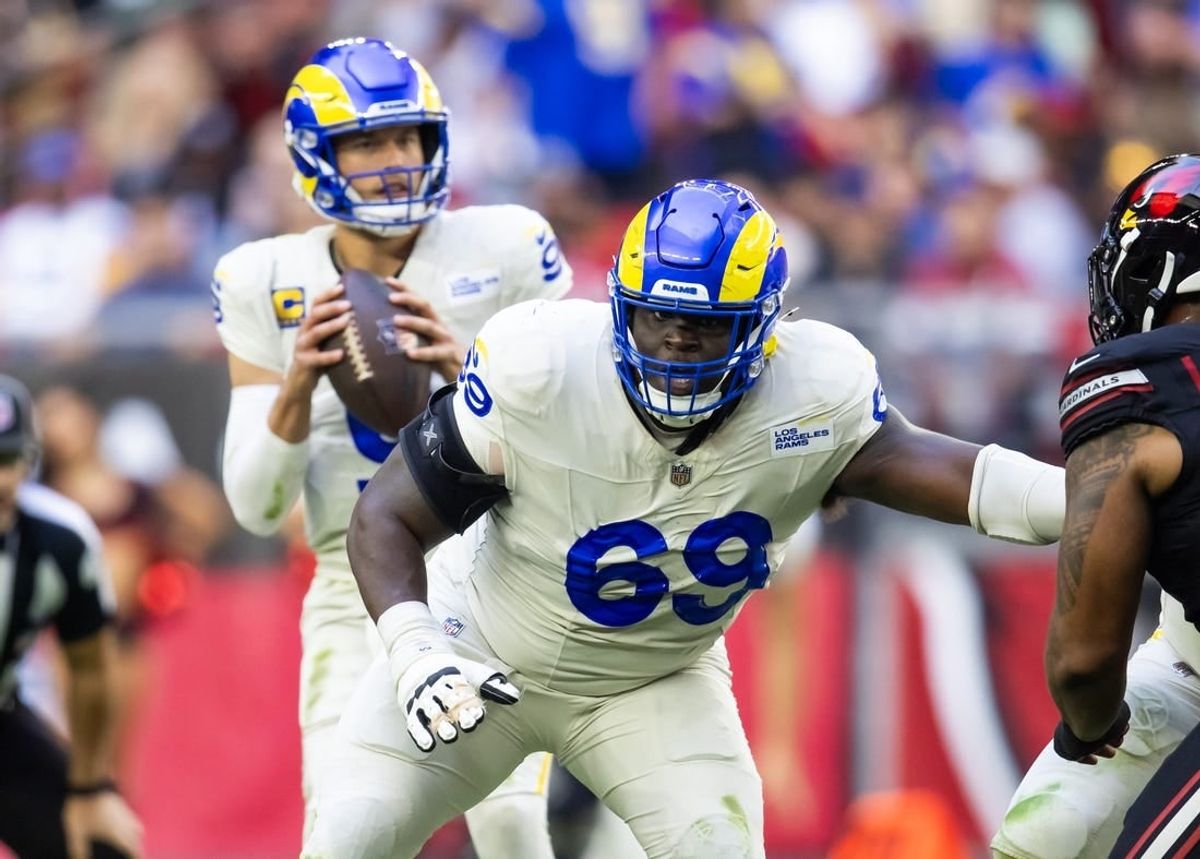 Nov 26, 2023; Glendale, Arizona, USA; Los Angeles Rams guard Kevin Dotson (69) against the Arizona Cardinals at State Farm Stadium.