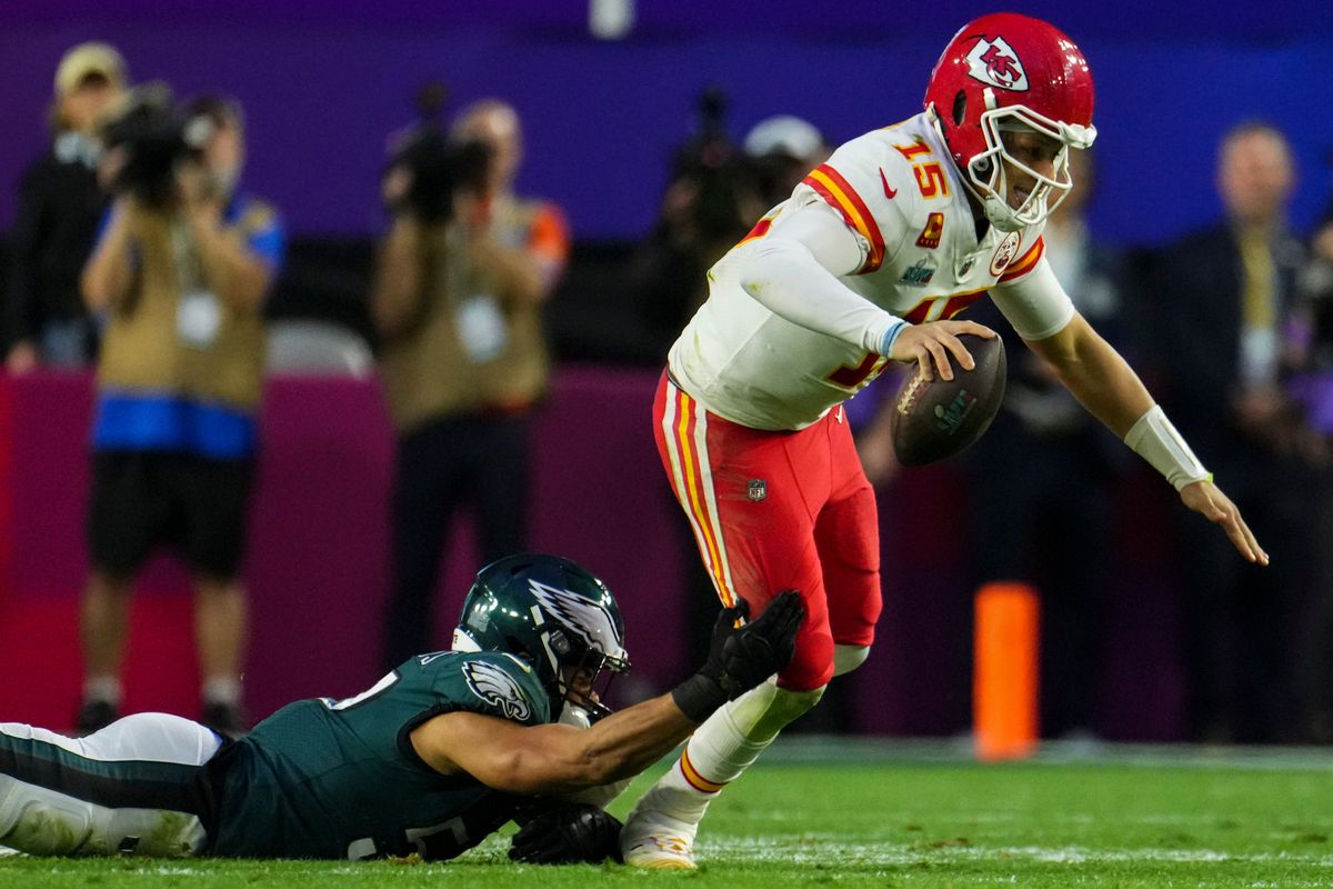 Patrick Mahomes se lesionó una vez en lo que ahora llaman un tackle de cadera. Pero eso también se conoce como simplemente un tackle,  también.
