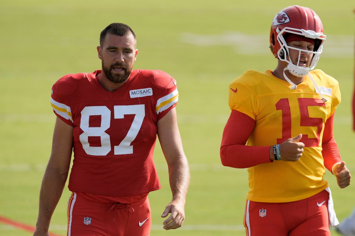 Travis Kelce and Patrick Mahomes at Kansas City Chiefs training camp