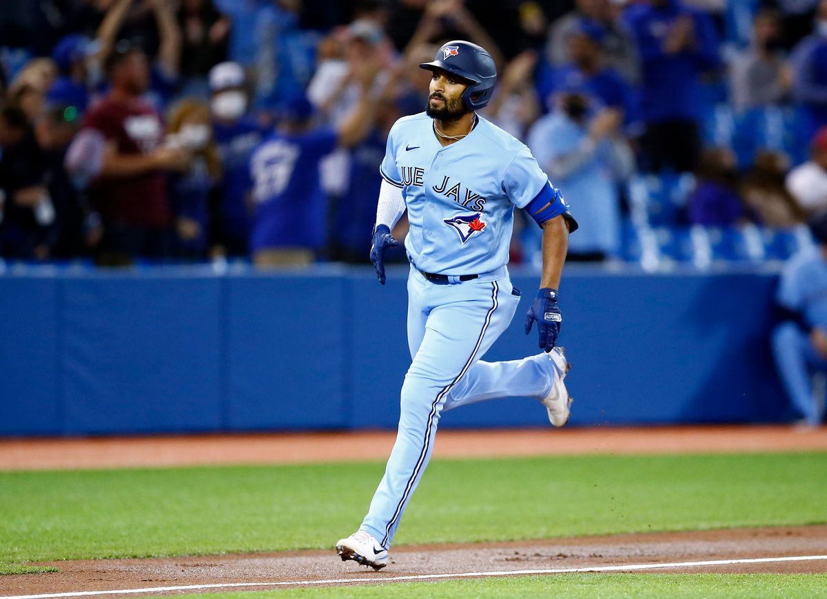 Marcus Semien had an MVP-caliber season and will look to sign before December 1,.
