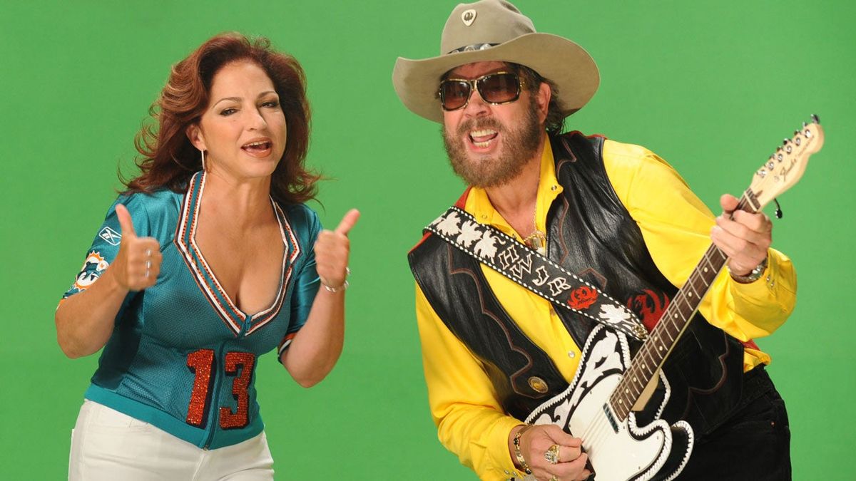 Gloria Estefan and Hank Williams Jr. sing “Are You Ready for Some Football” in Spanish as part of a 40th anniversary celebration of Monday Night Football in 2009. (Photo: Rick Diamond/ [object Object] )