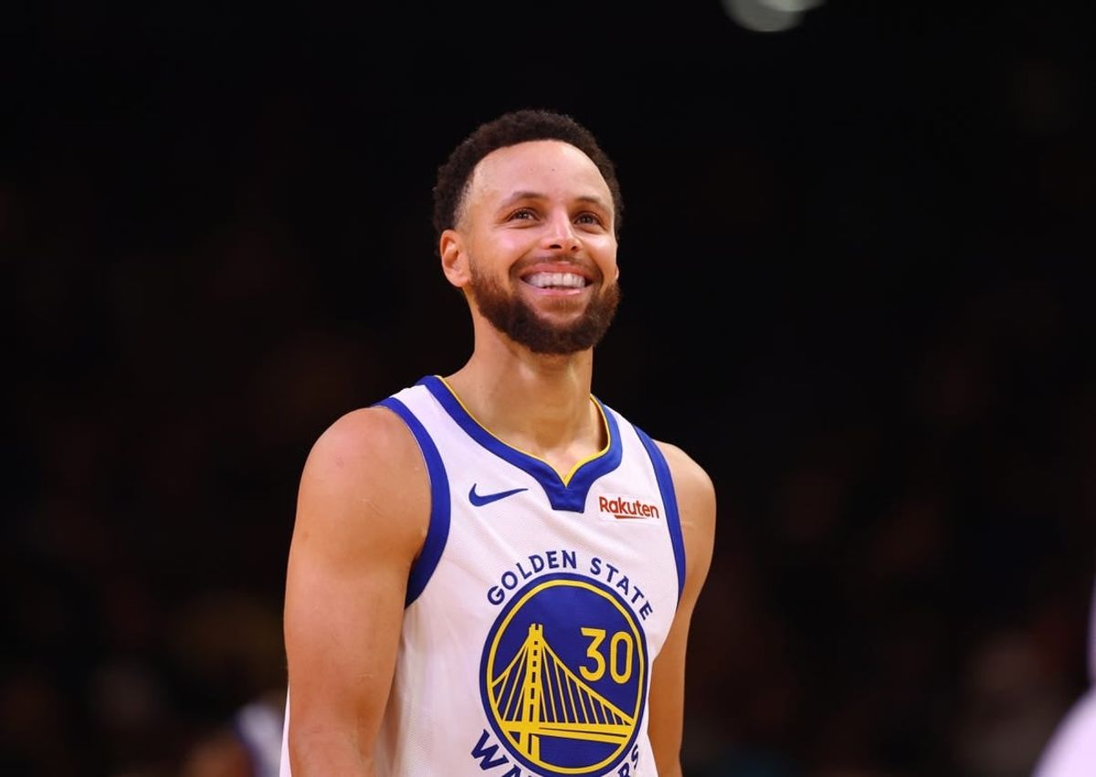 Dec 12, 2023; Phoenix, Arizona, USA; Golden State Warriors guard Stephen Curry (30) against the Phoenix Suns at Footprint Center.