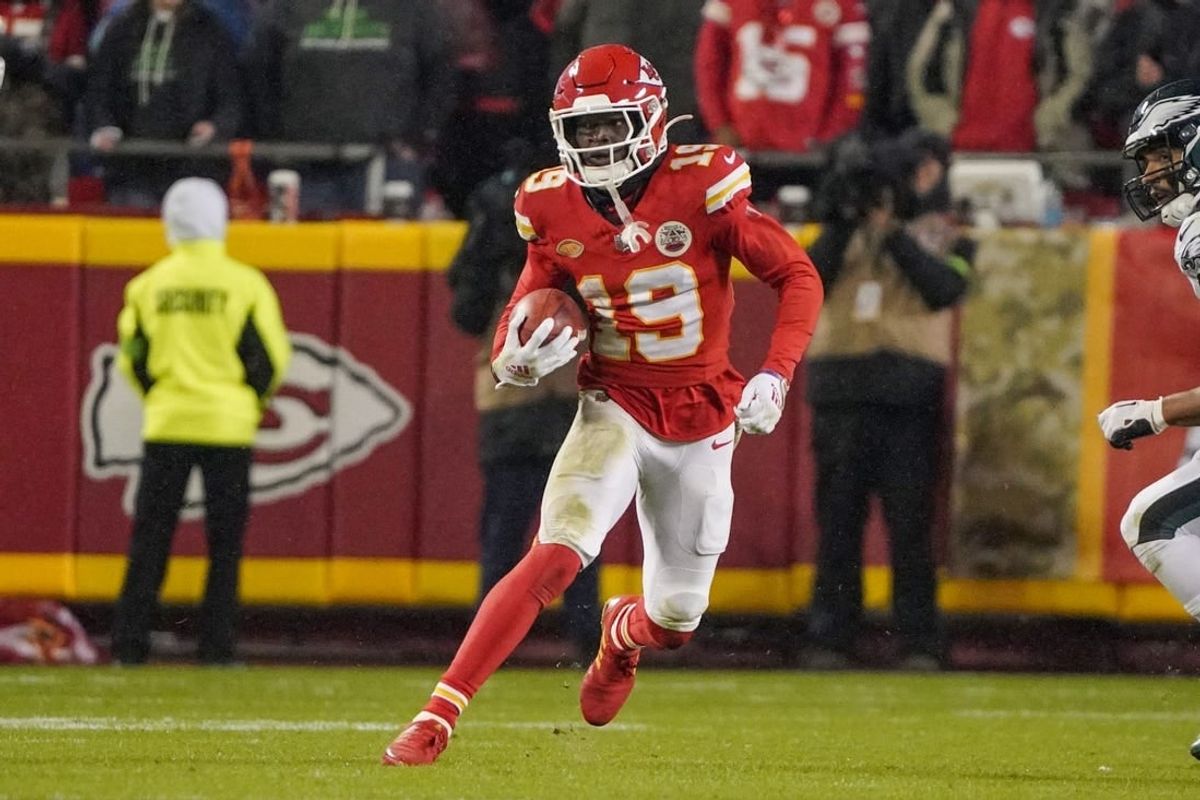Nov 20, 2023; Kansas City, Missouri, USA; Kansas City Chiefs wide receiver Kadarius Toney (19) returns a kick against the Philadelphia Eagles during the second half at GEHA Field at Arrowhead Stadium.