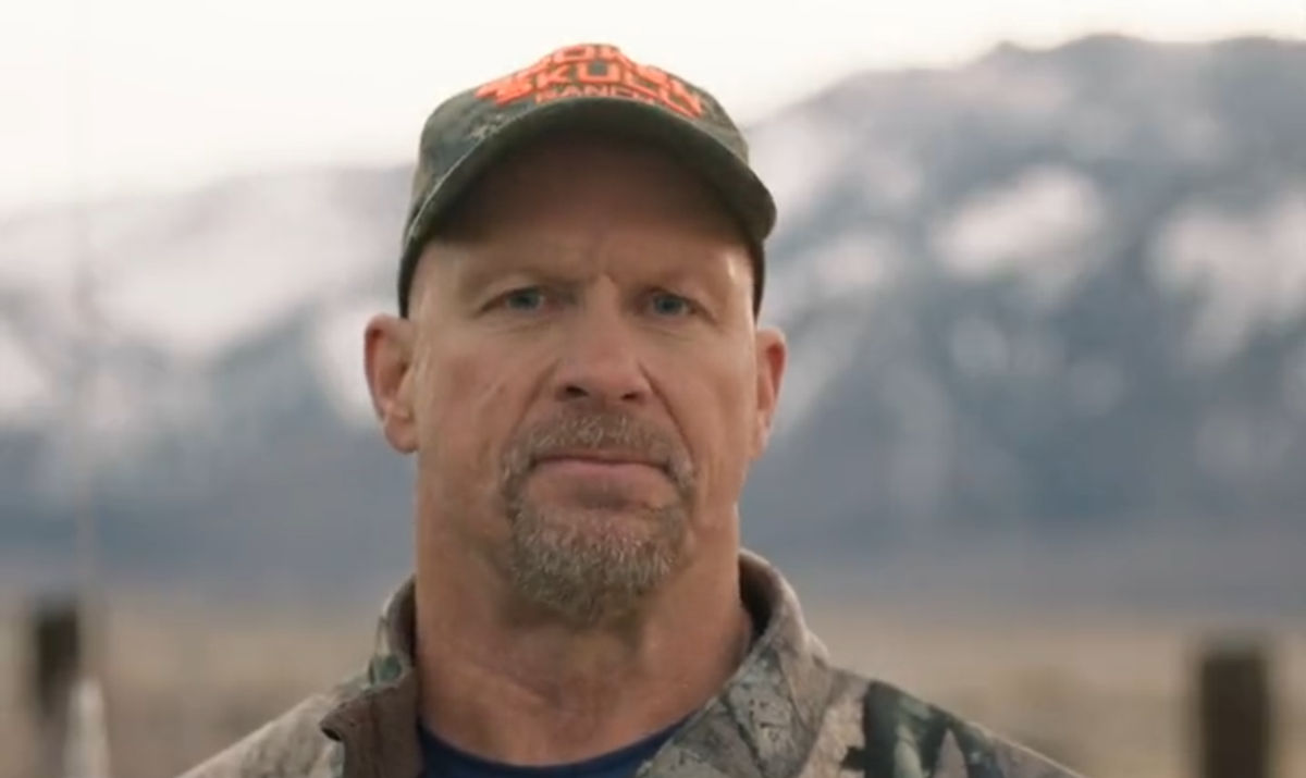 Stone Cold Steve Austin is coming back to the ring.