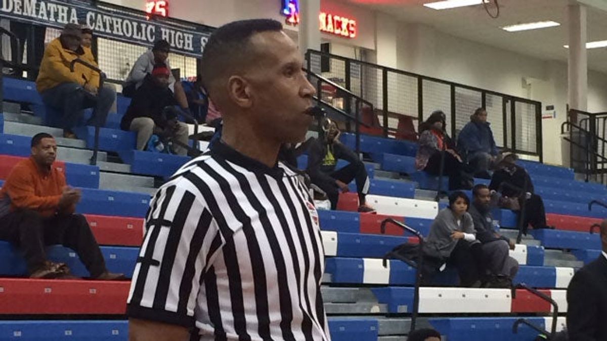 Dantley reffing a JV game in 2015.