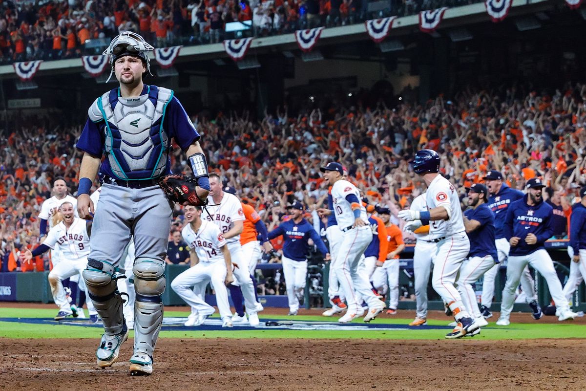 The M’s let a win get away