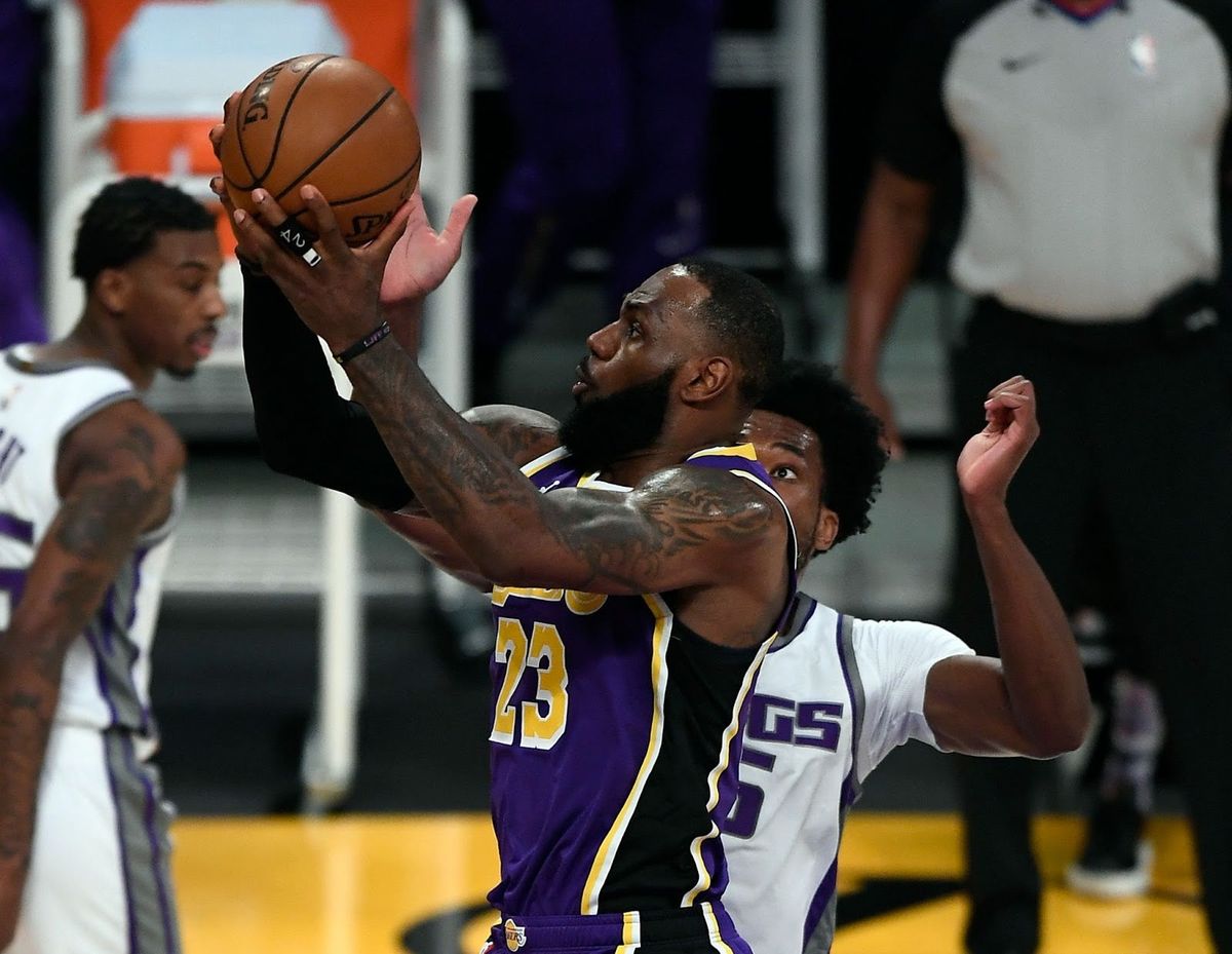 LeBron James made his return from injury but the Lakers still lost.