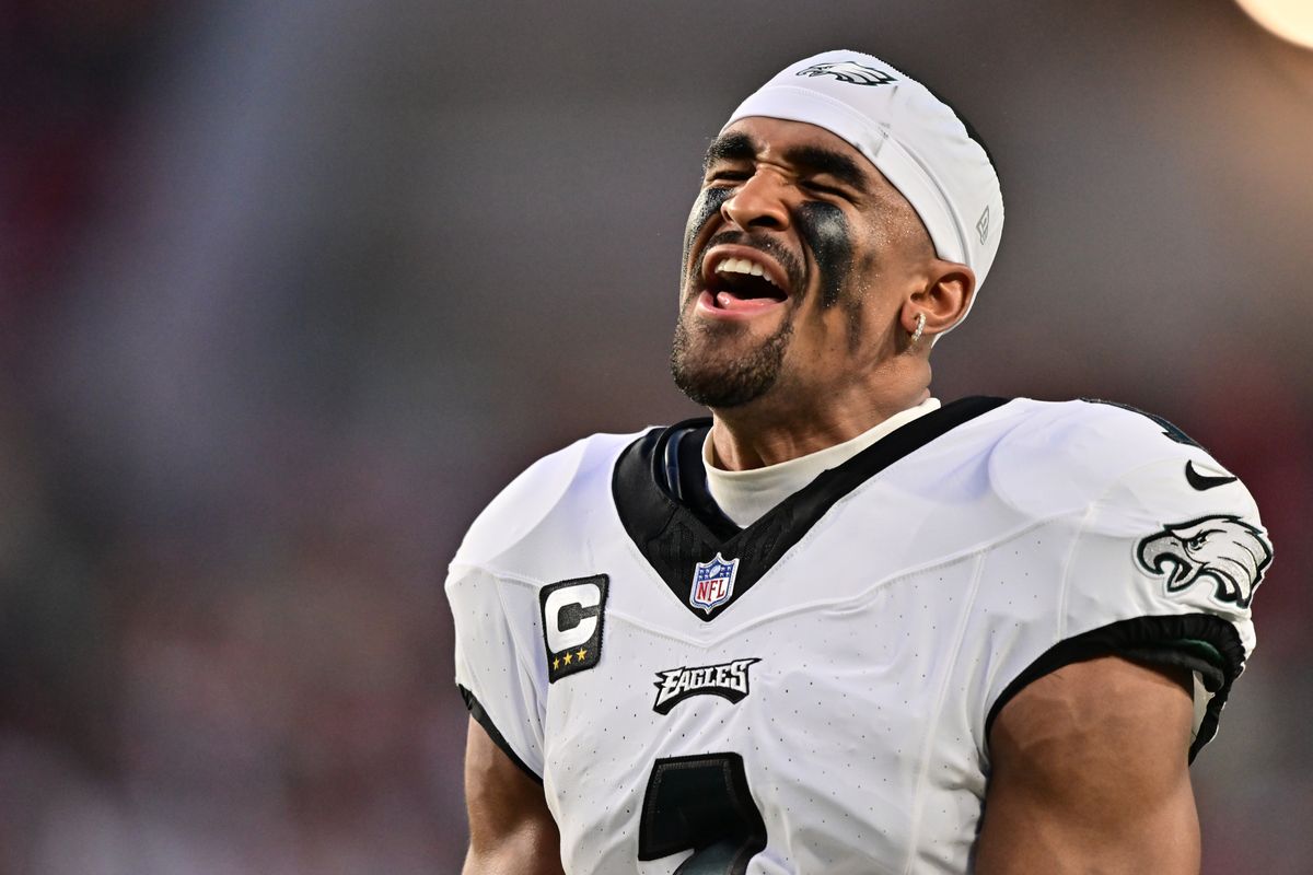 Jalen Hurts toughed it out with flu-like symptoms vs. , the Bucs.