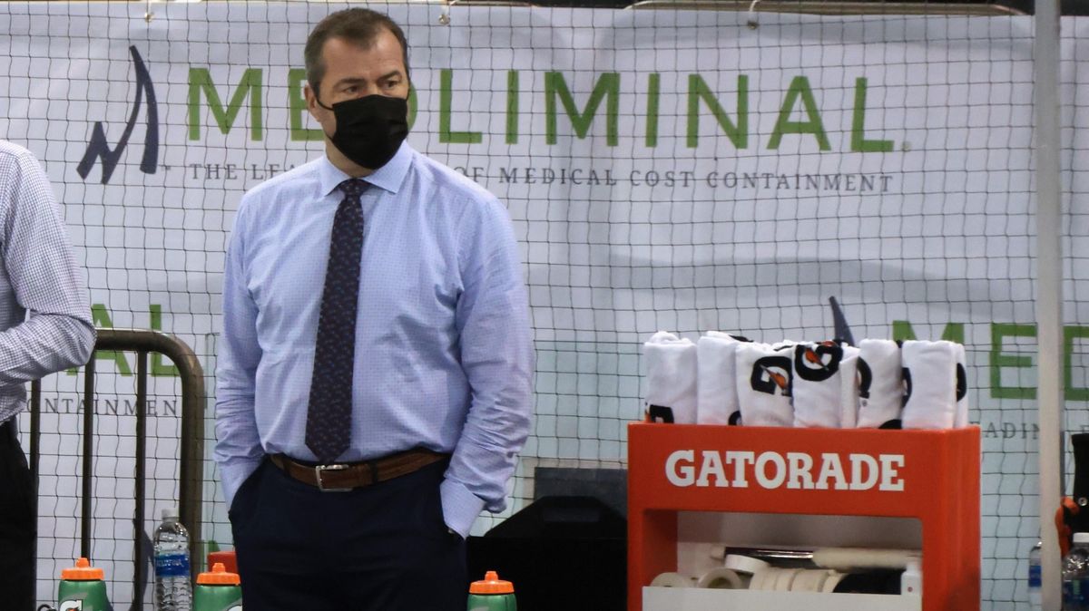 Alain Vigneault is out in Philly.