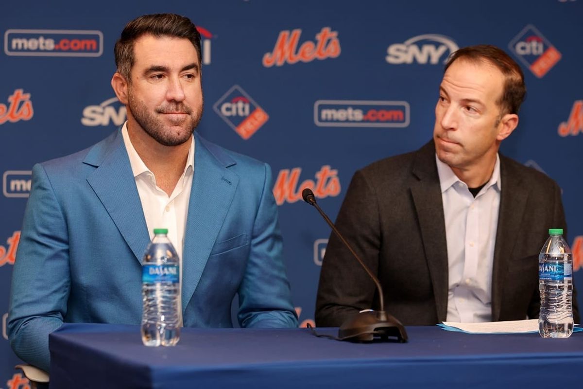 Dec 20, 2022; NY, NY, USA; New York Mets pitcher Justin Verlander (left) speaks to the media with general manager Billy Eppler during a press conference at Citi Field.