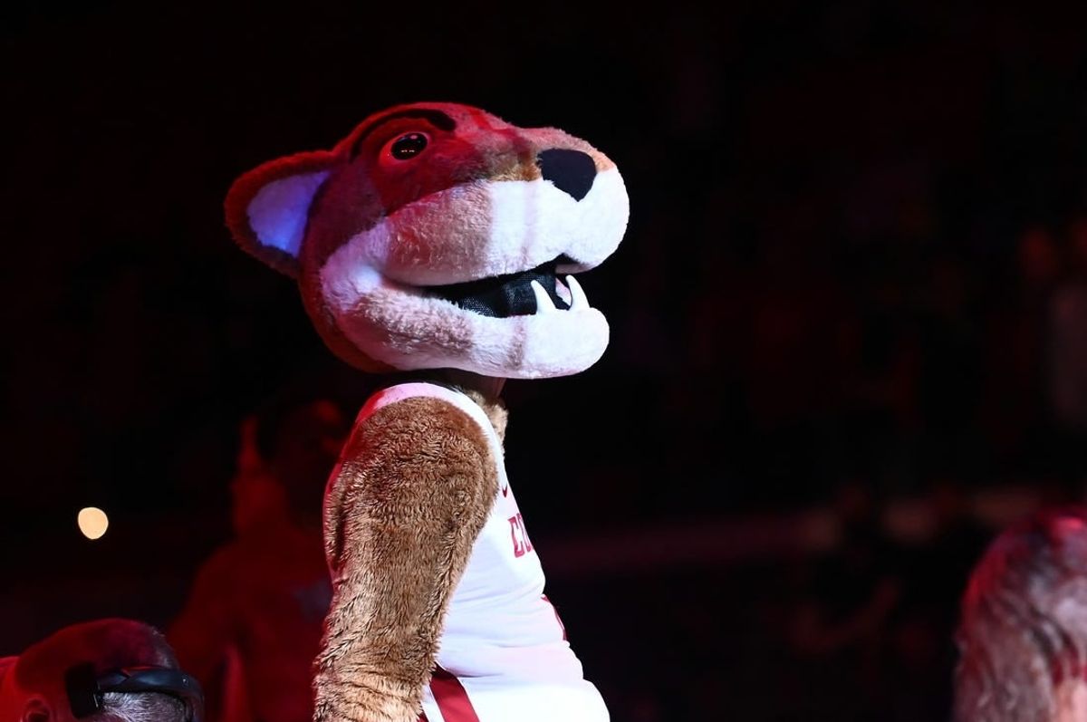 Feb 16, 2023; Pullman, Washington, USA; Washington State Cougars mascot Butch performs before a men   s basketball game against the Oregon State Beavers at Friel Court at Beasley Coliseum.
